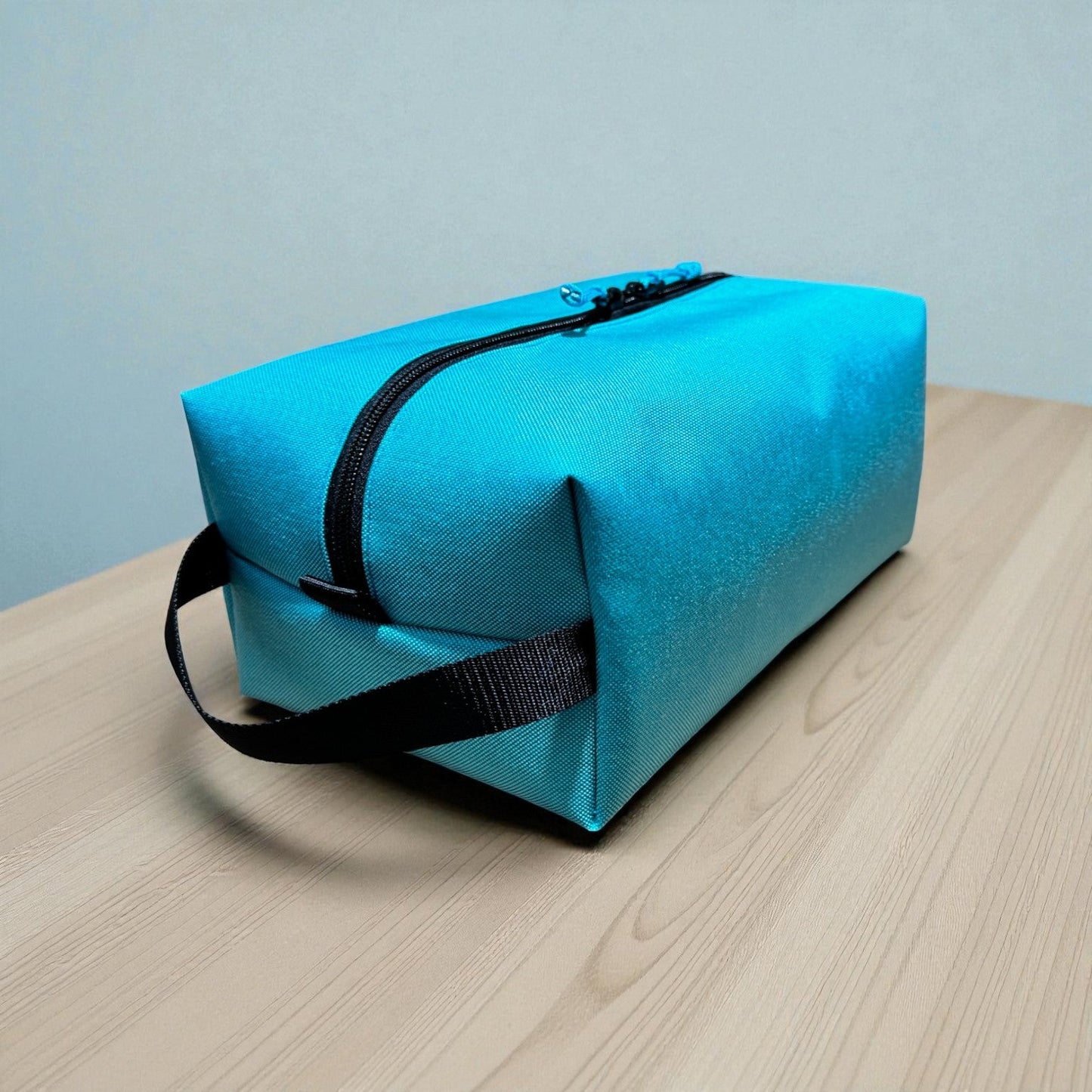 Rugged Durable Dopp Kit Travel Toiletry Makeup Bag