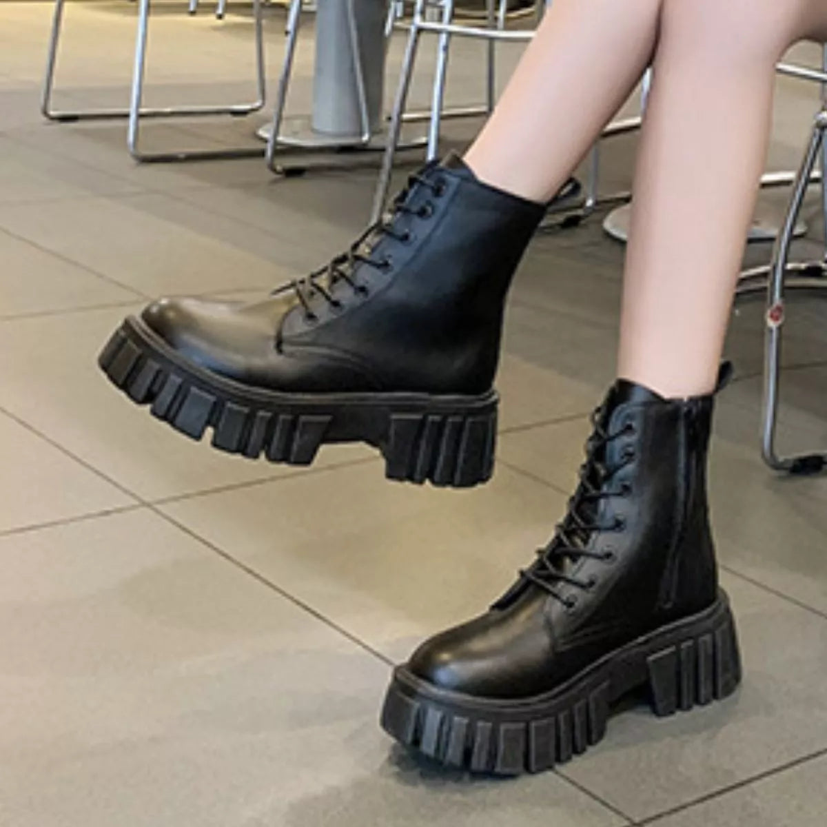 Round Toe Lace Up Chunky Women's Boots Casual