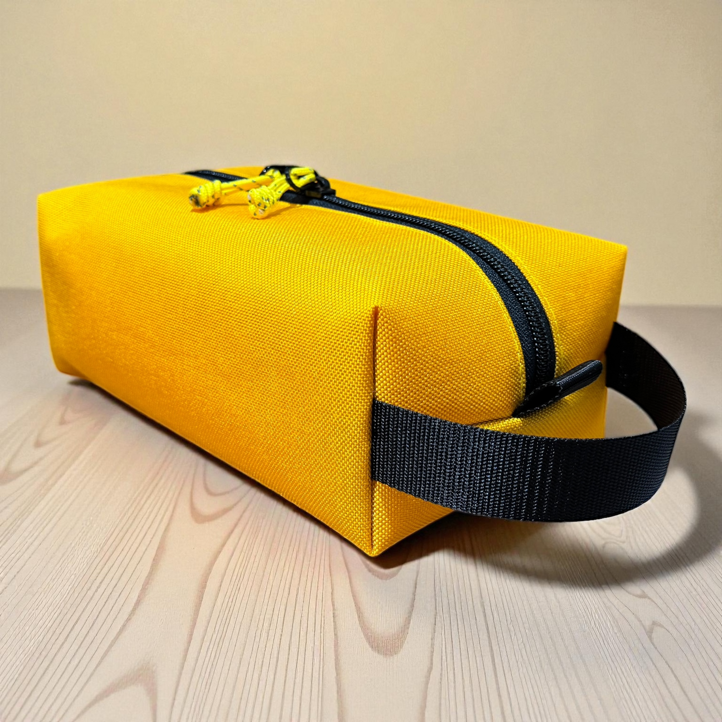 Rugged Durable Dopp Kit Travel Toiletry Makeup Bag