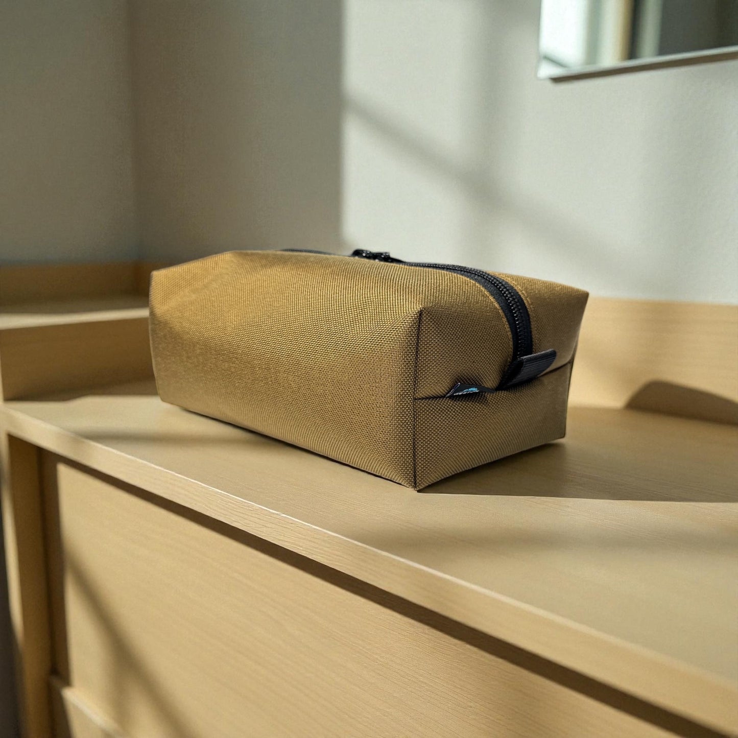 Rugged Durable Dopp Kit Travel Toiletry Makeup Bag