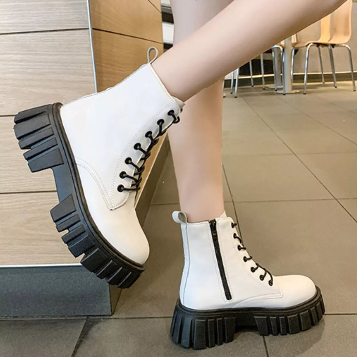 Round Toe Lace Up Chunky Women's Boots Casual